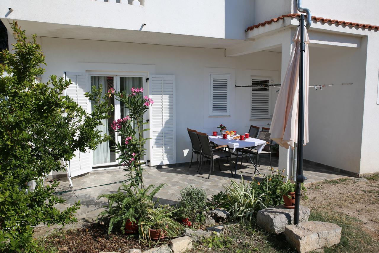 Apartment Lambasa Водице Екстериор снимка