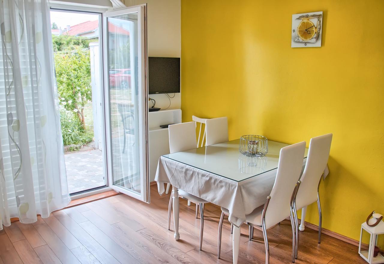 Apartment Lambasa Водице Екстериор снимка